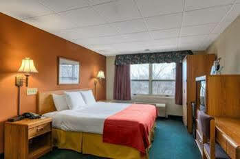 Anchorage And Hotel Portsmouth